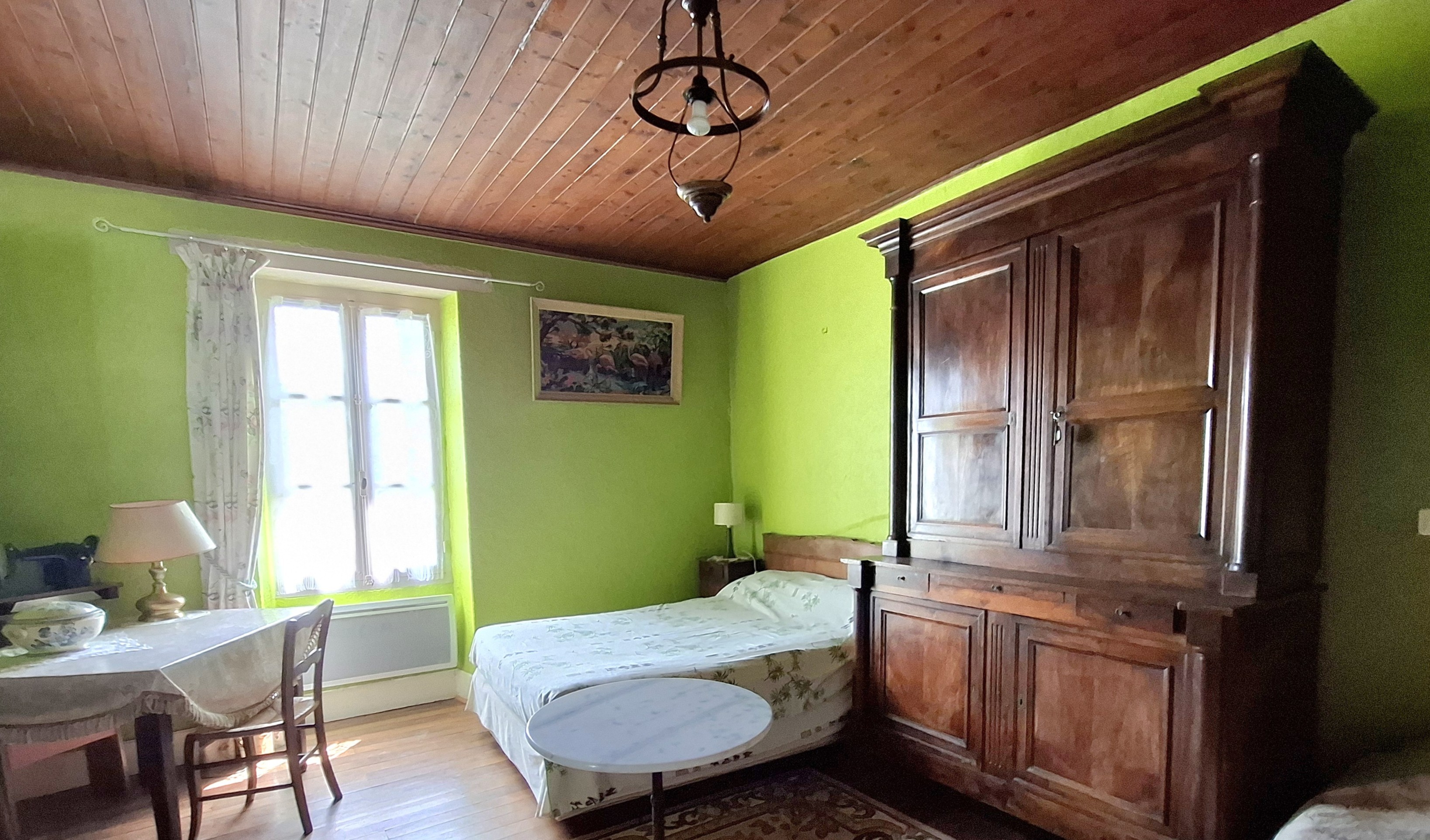 Chambre 2 RC avec SE/WC attenante