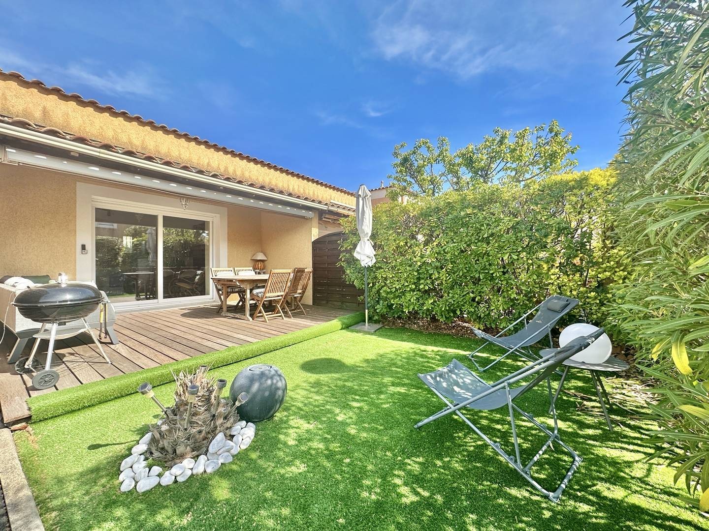 Location avec jardin et barbecue au Cap d'Agde