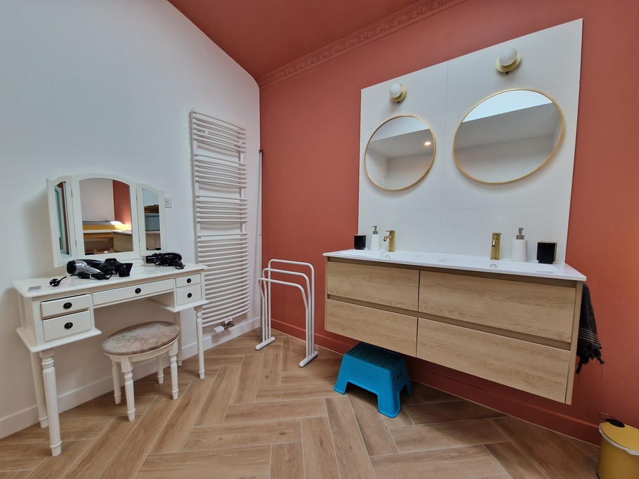 Spacious bathroom - Douce Escapade Meuse