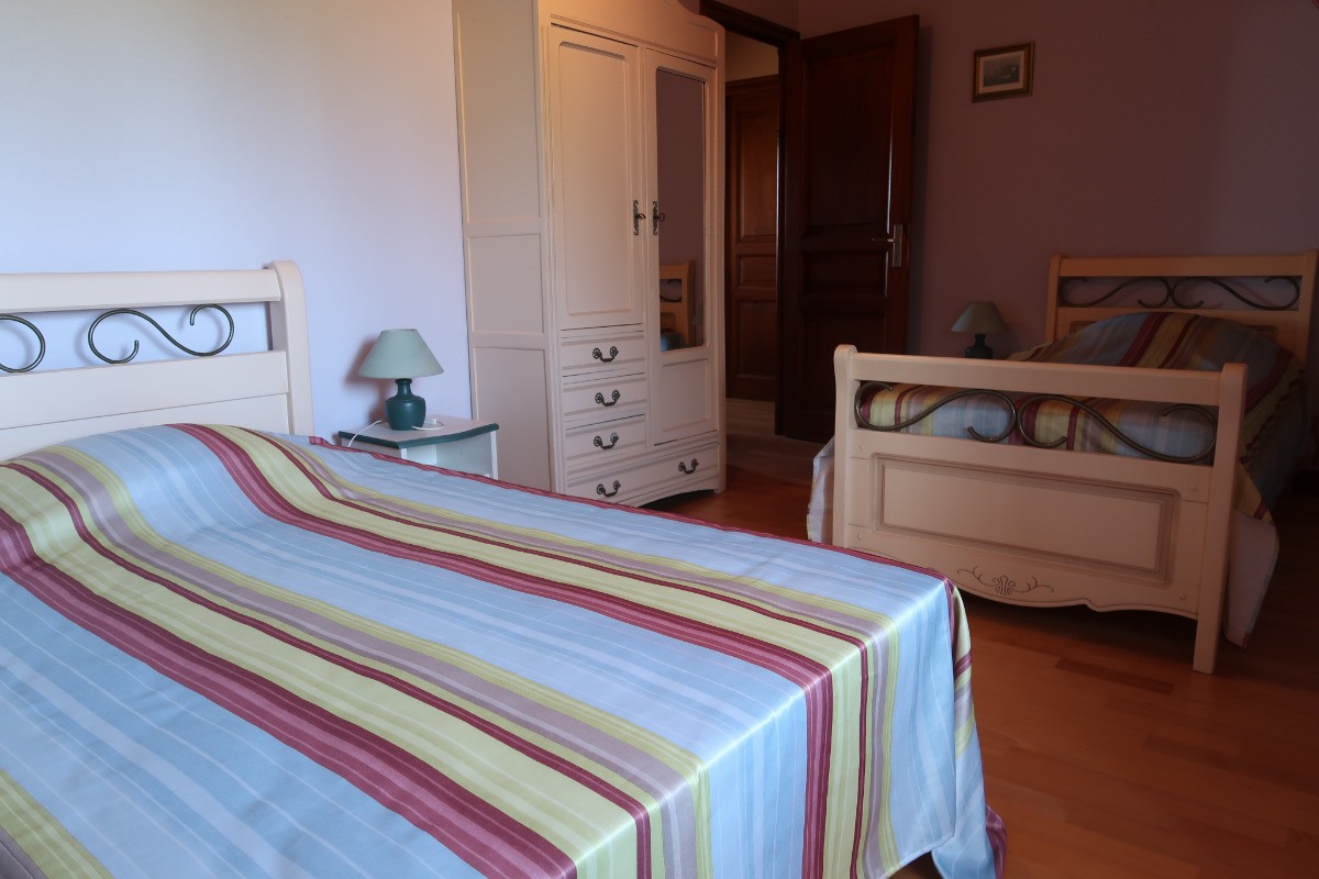 Chambre avec lits de 90 et de 140