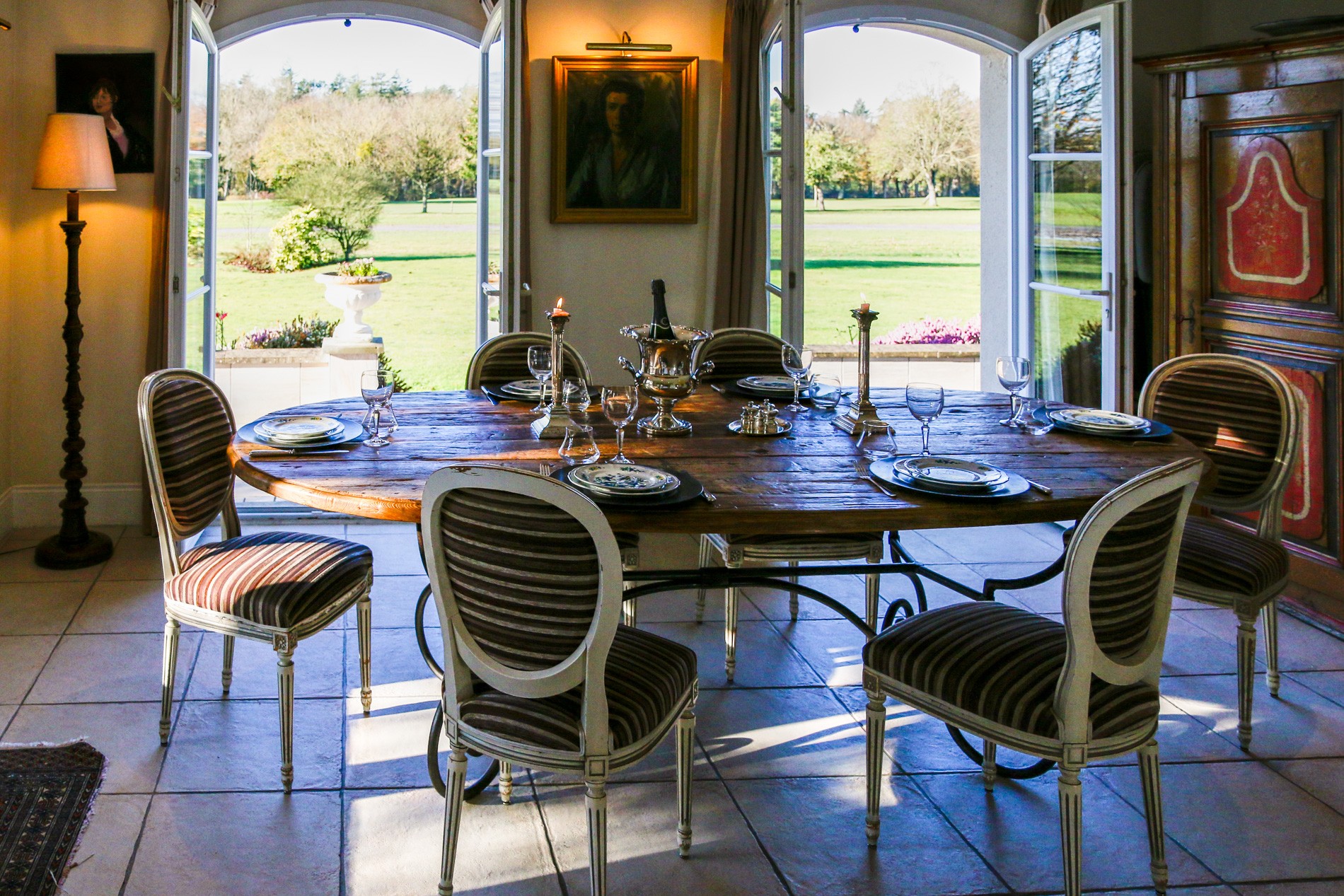 Open-plan dining room with golf view