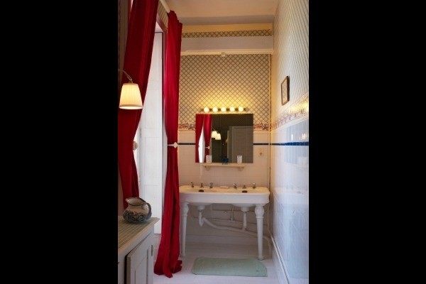 Salle de douche 1