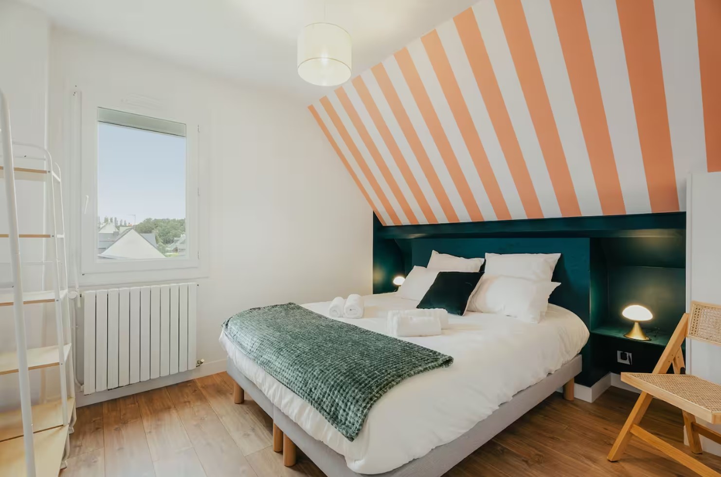 Chambre 3 pour 2 personnes au 2nd étage (avec 1 lit 160x200 cm)