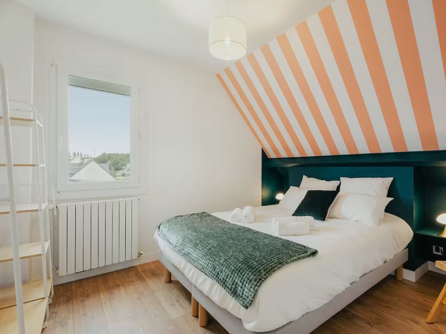 Chambre 3 pour 2 personnes au 2nd étage (avec 1 lit 160x200 cm)