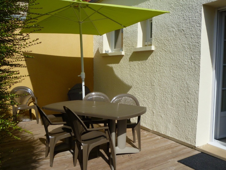Port en bessin location de vacances La petite maison terrasse