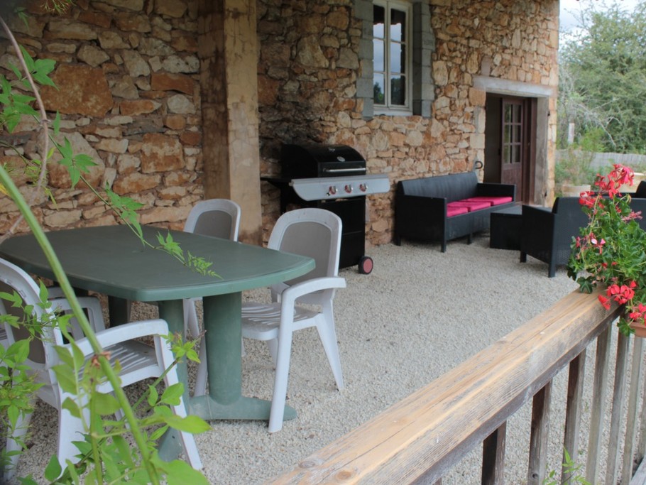 La terrasse privée offre tout le confort nécessaire