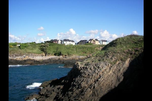 La résidence depuis la côte
