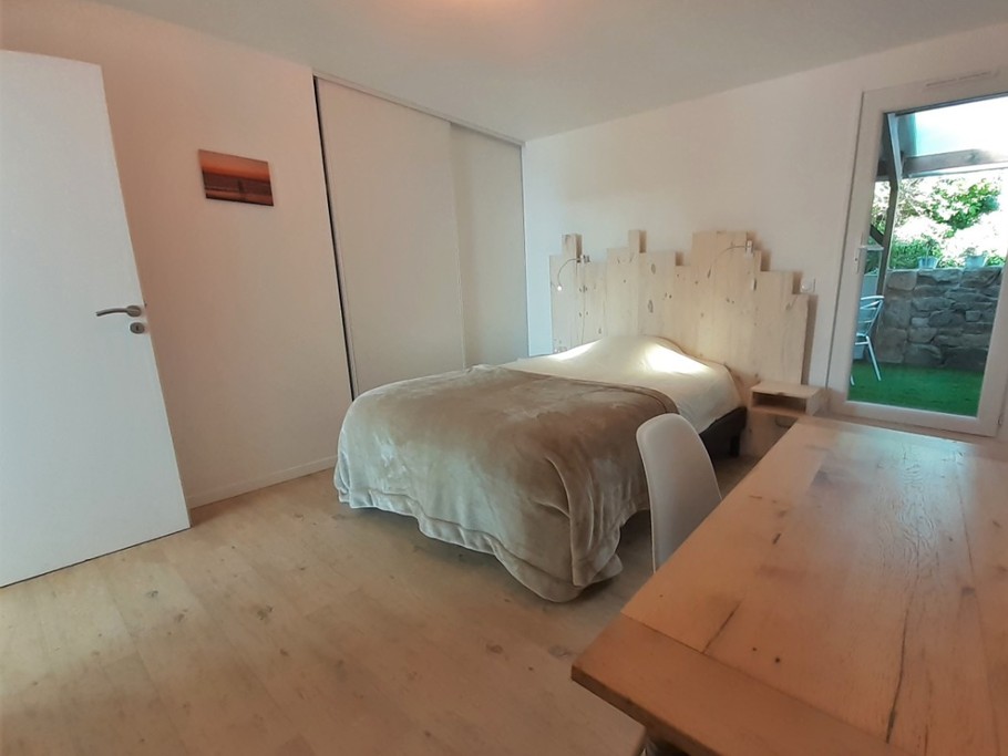 AR KAARDI, location de vacances 4 personnes, Clévacances,Trévou Tréguignec, chambre