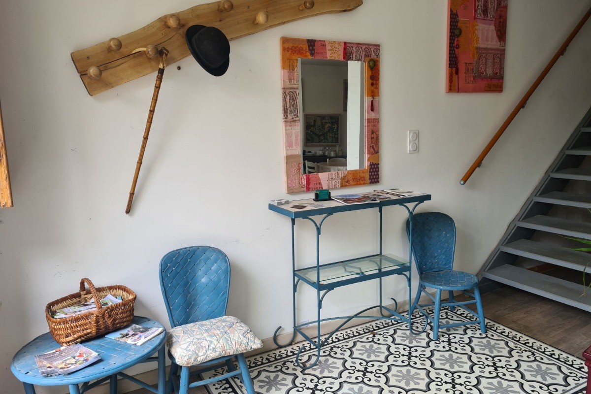 Entrée du rez de chaussée réservé à la chambre d'hôtes Le Luquet