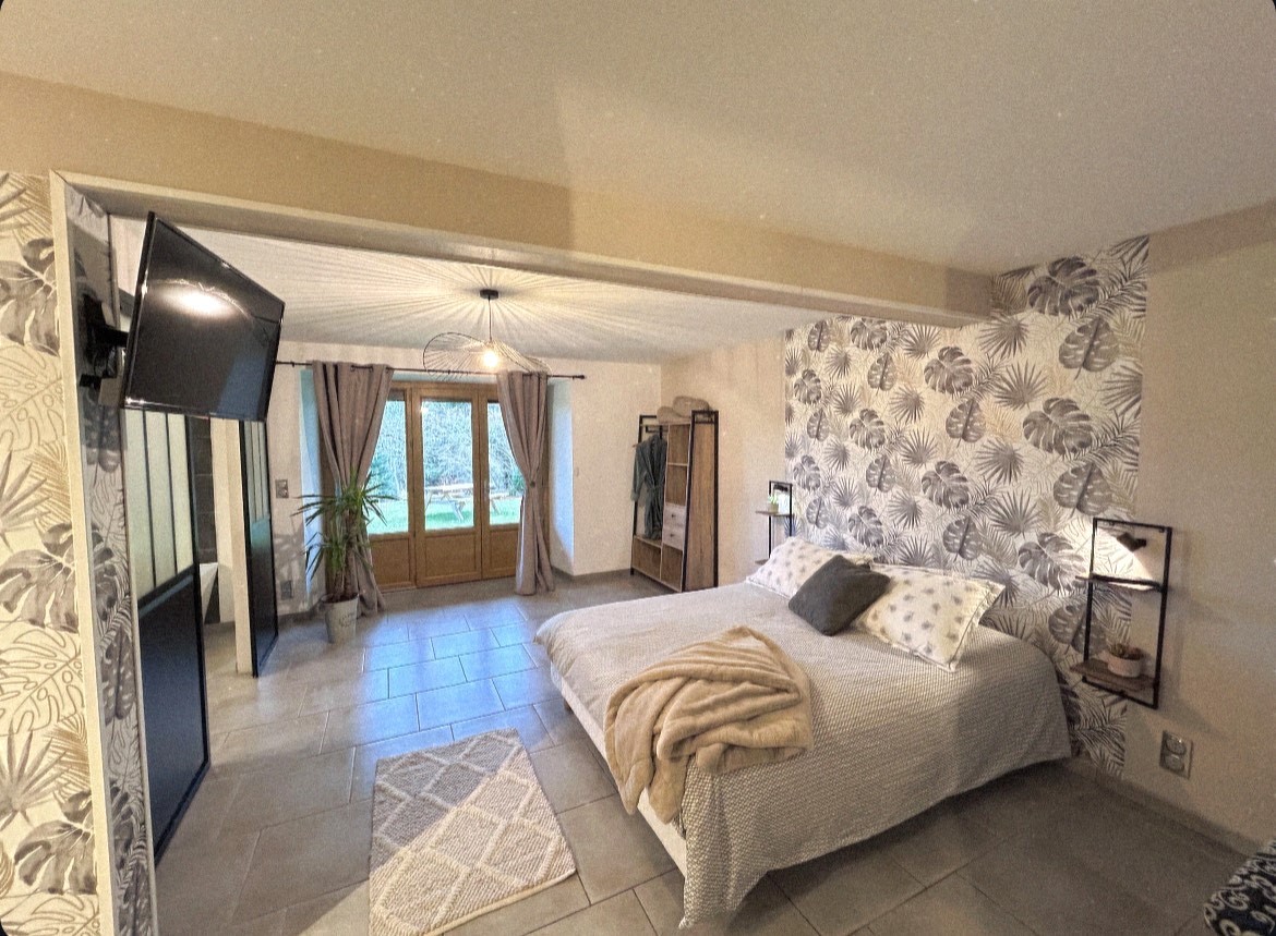 Chambre avec baignoire privative