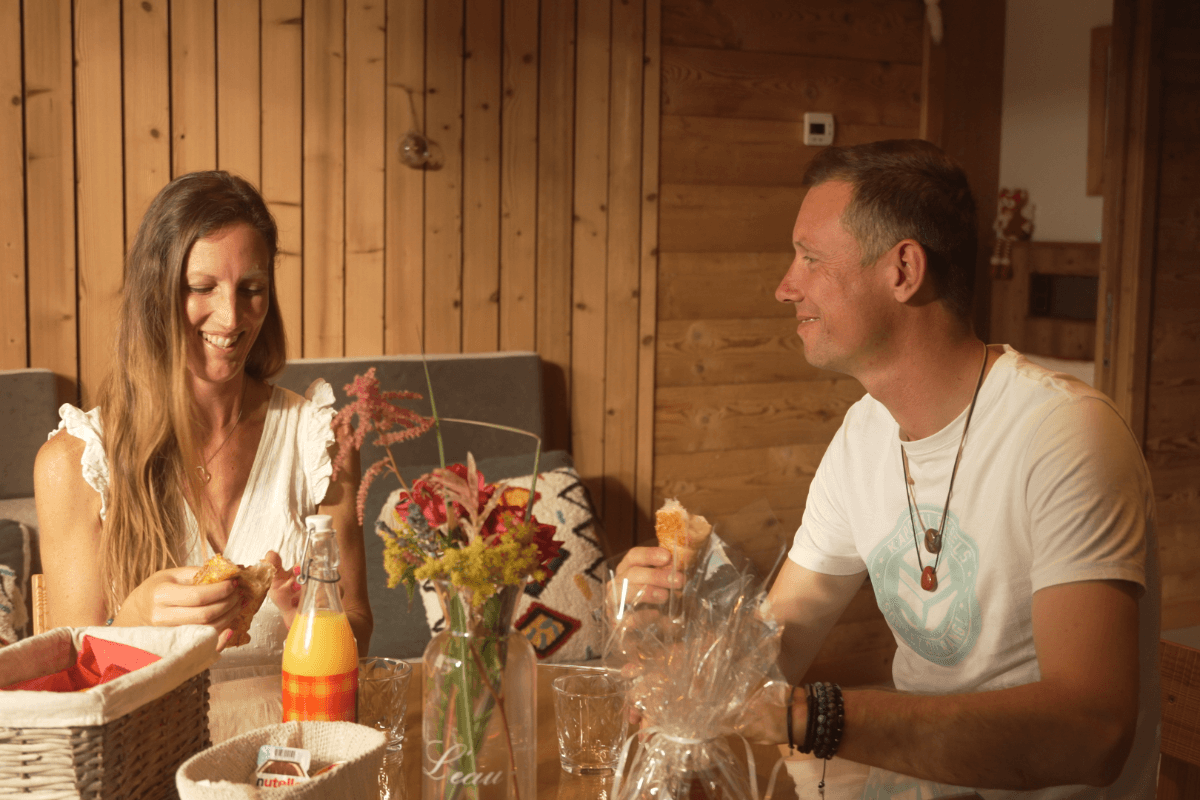 petit dejeuner - ecureuil - nature cottage vosges