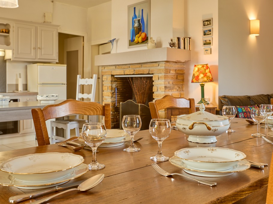 Country house sleeps 8 with swimming pool - Saint-Jean-de-Duras