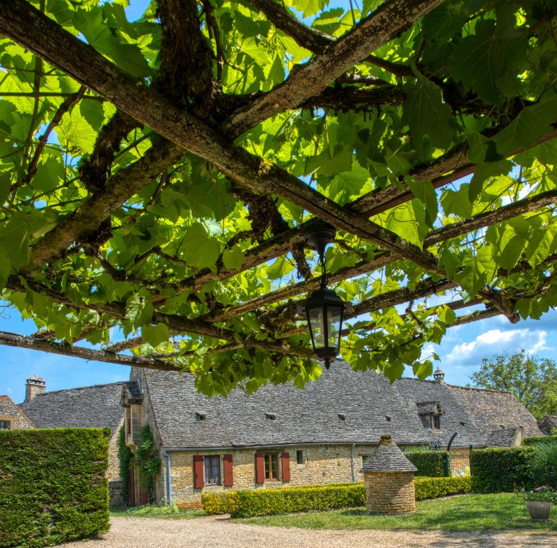 SALON DE JARDIN
