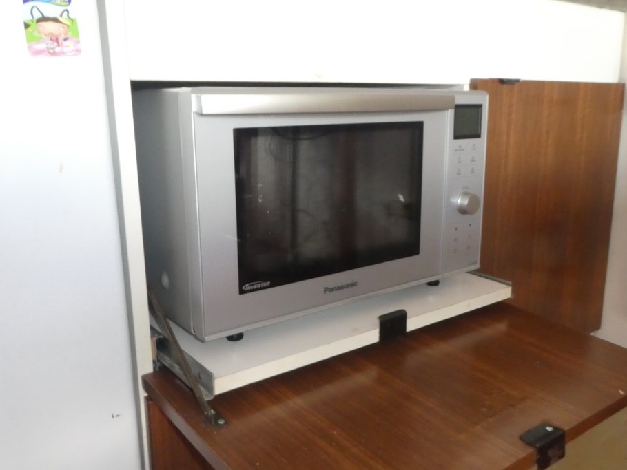 four multi-fonctions (micro-ondes, four, grill)