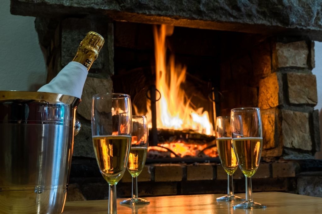 Moment détente au coin du feu