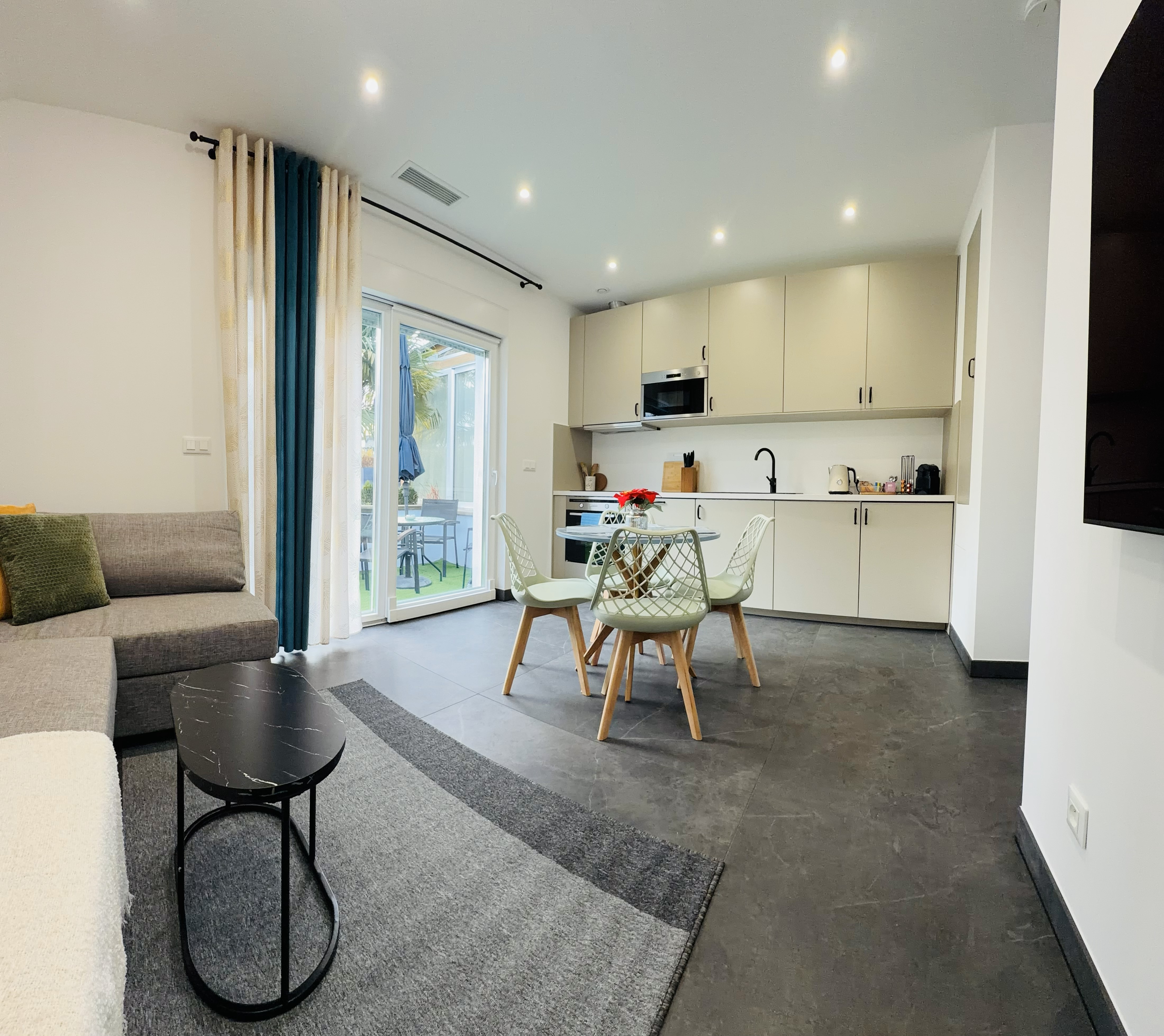 Photo n° 1 of the location