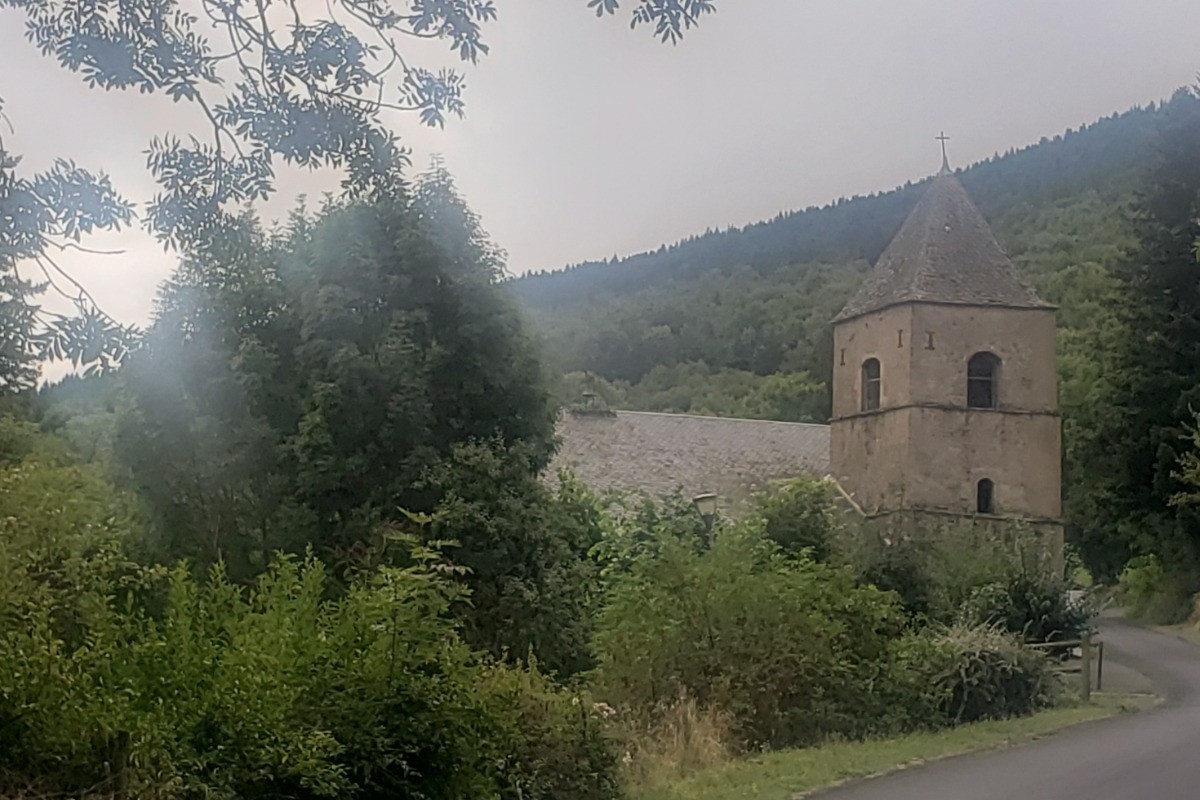 Mazoires - Cézallier - Eglise