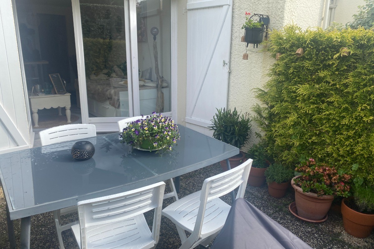 Terrasse, Kerkarin, Arzon