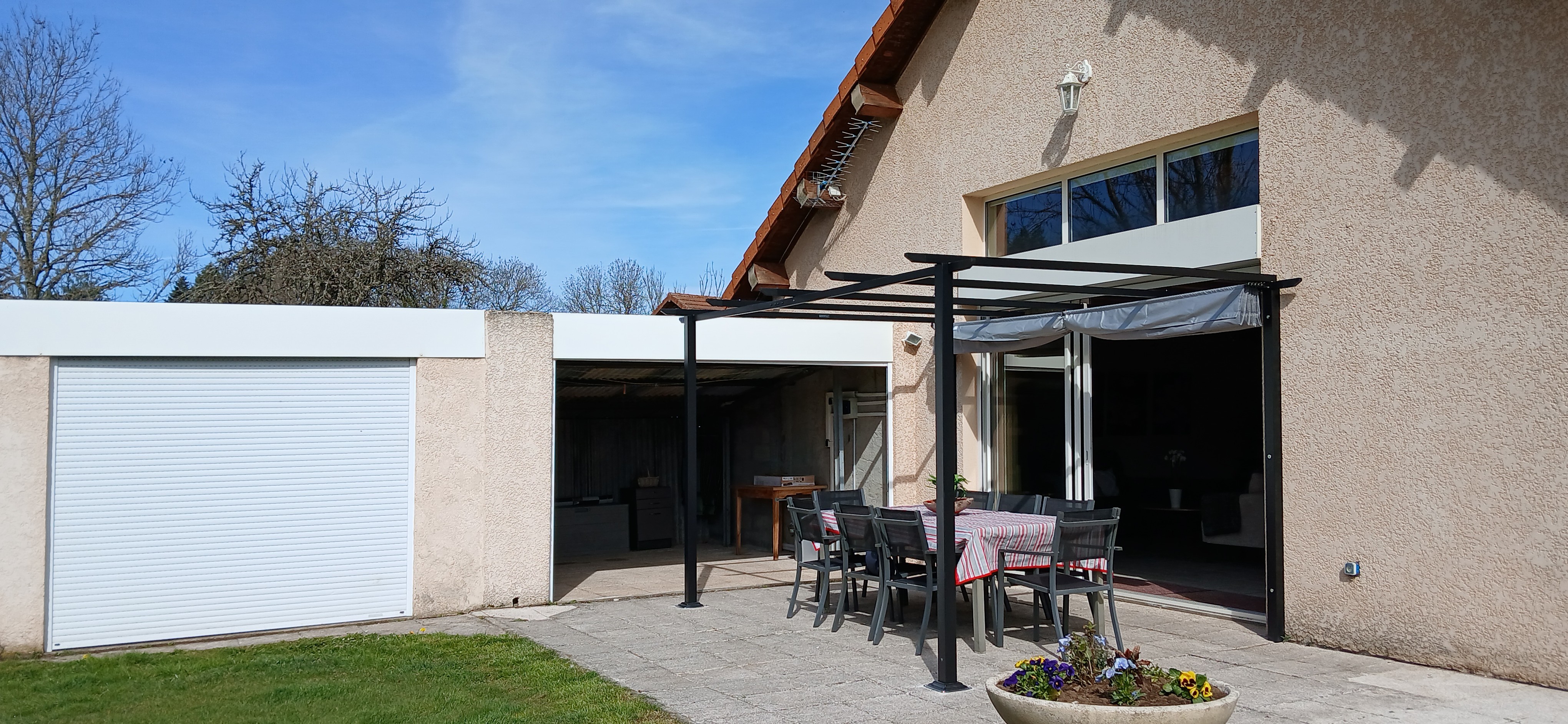 Gîte "Aupredubois", Saint Ours les Roches, Puy de Dôme, Extérieur