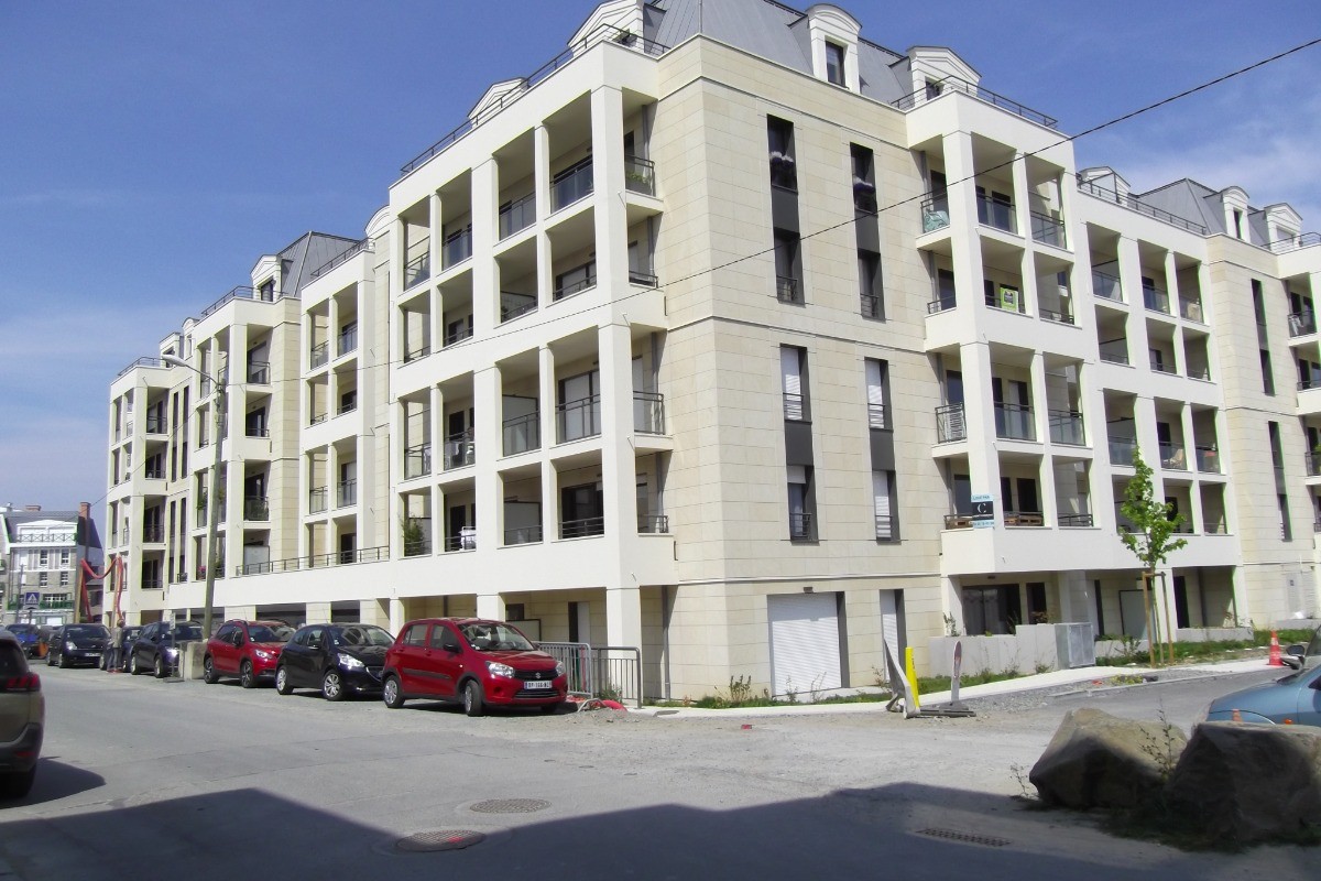 Situation  3e étage immeuble sans vis à vis