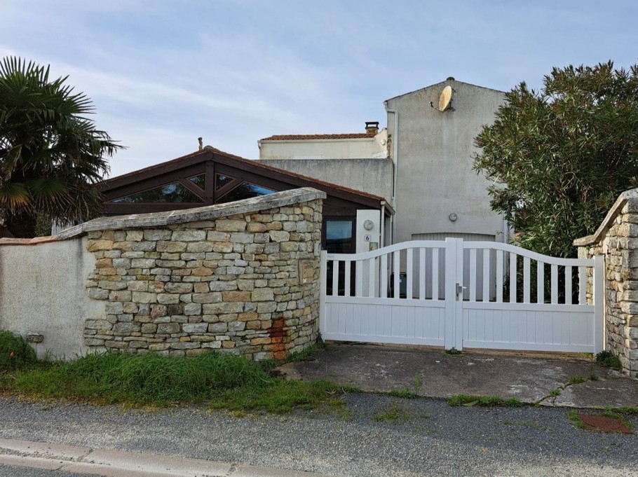 Maison familiale pour 6 personnes, avec jardin clos et garage, proche de la plage, Villa L'Oisellière, St Denis d'Oléron, ile d'Oléron, en Charente maritime