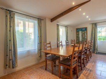 Le salle à Manger et porte au patio