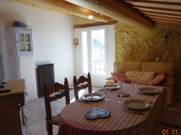 Entrée pièce à vivre