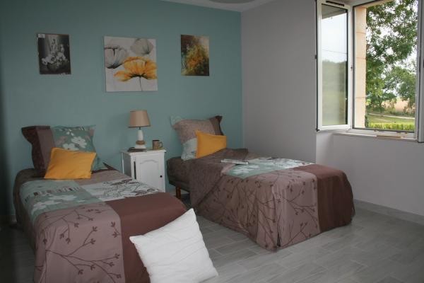 Chambre RDC avec 2 lits en 90