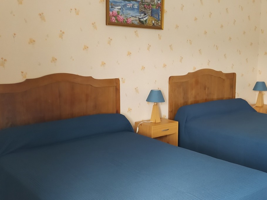 chambre 2 lits 140 x 200