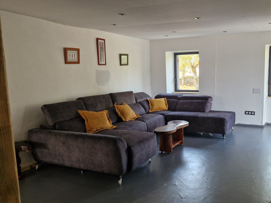 Le grand salon - Gîte Ukhutula , Vollore-Montagne , Puy-de-Dôme , Auvergne