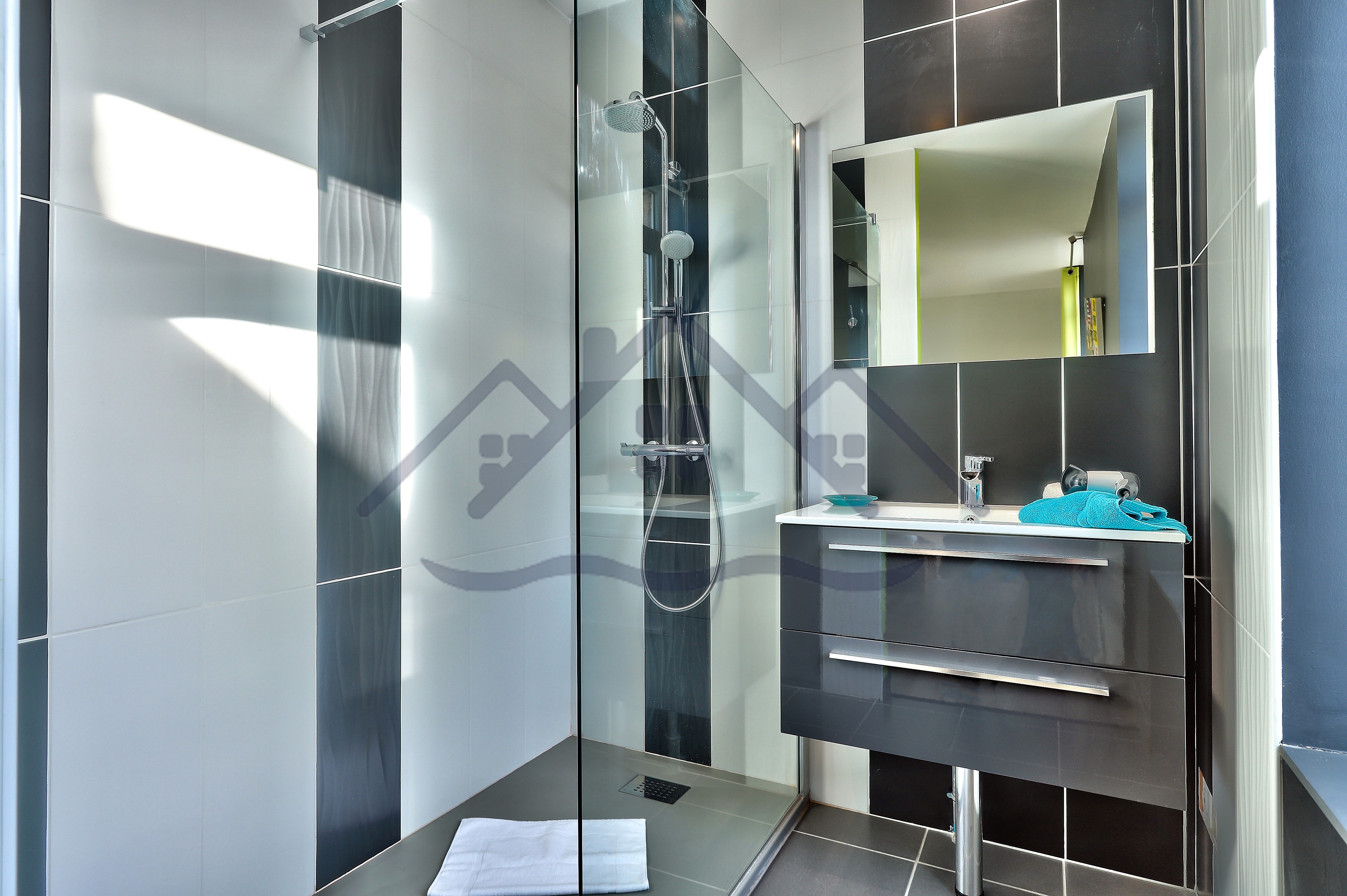 Photo n° 13 de la location