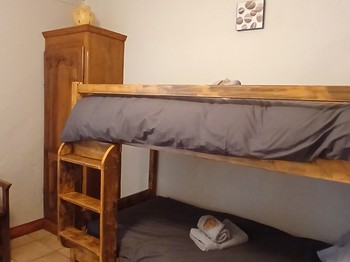 Gîte "Pic de Cluzel" : Bedroom 2