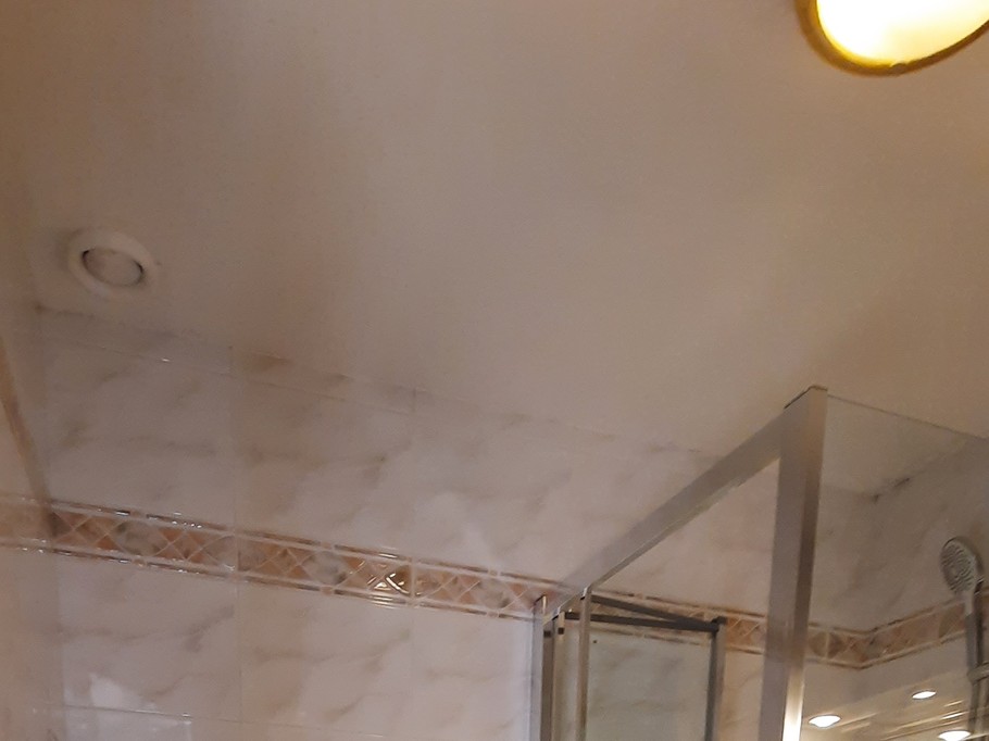 Bathroom ground floor