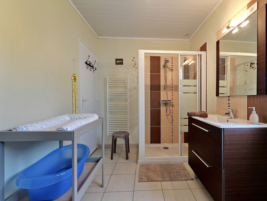 La salle de bain du rez de chaussée