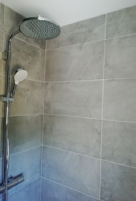 Douche à l'italienne