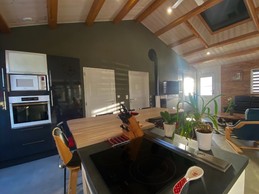 Cuisine ouverte sur le séjour