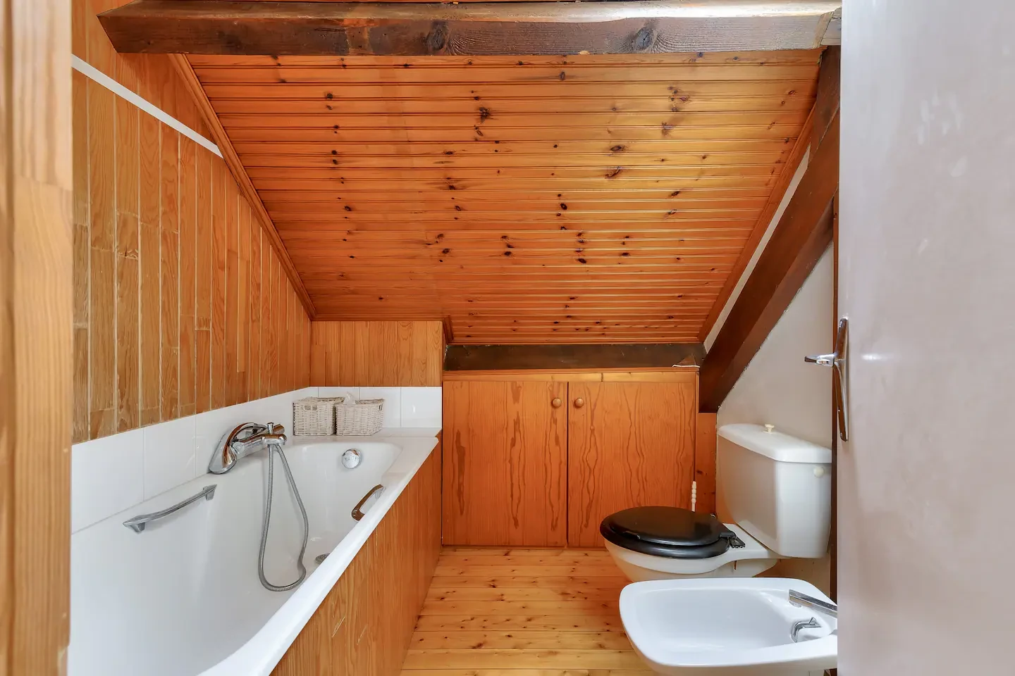 Bathroom upstairs