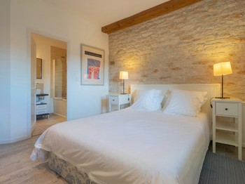 Chambre N° 1 avec son salle de bains