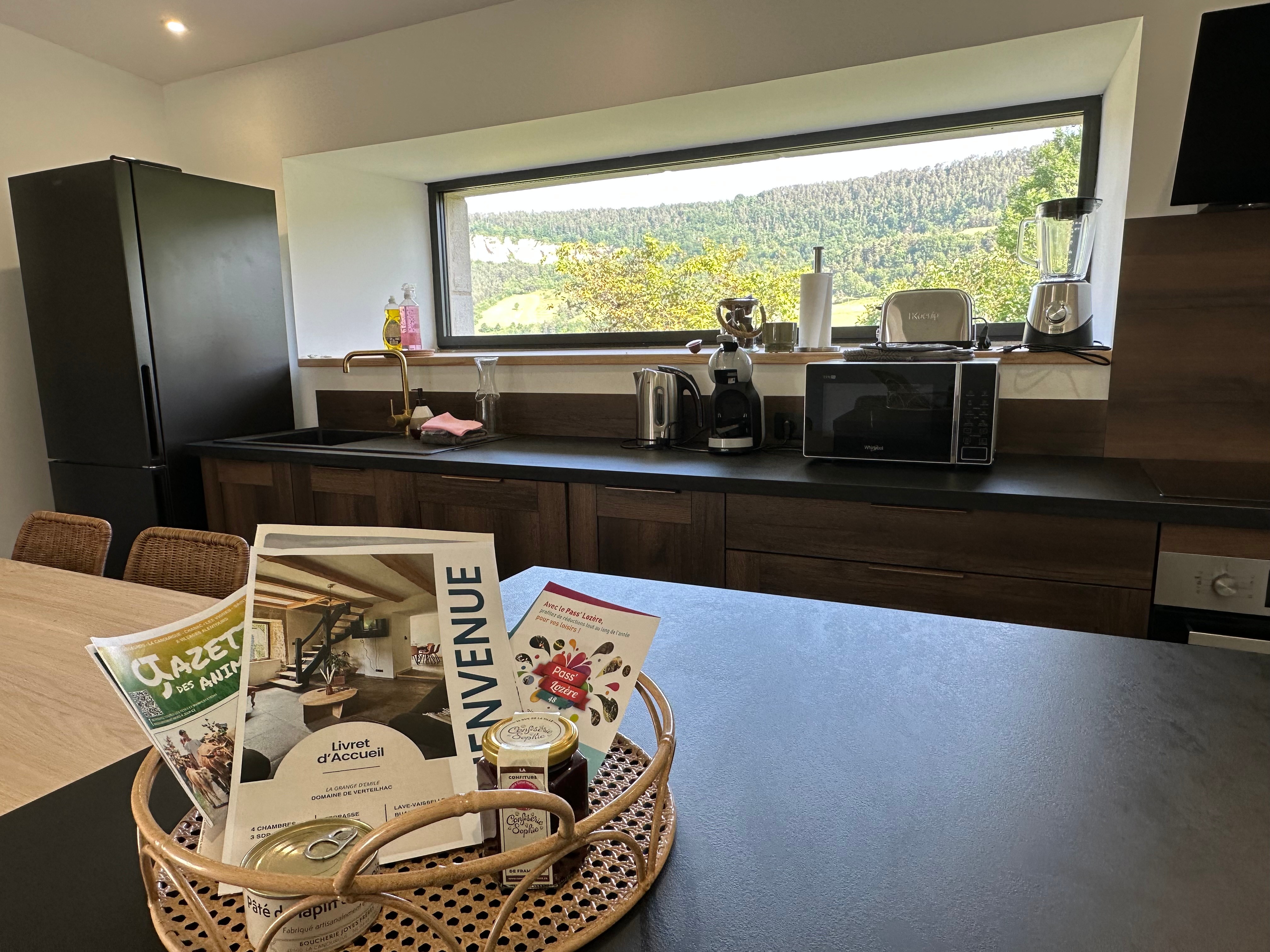 Cuisine toute équipée