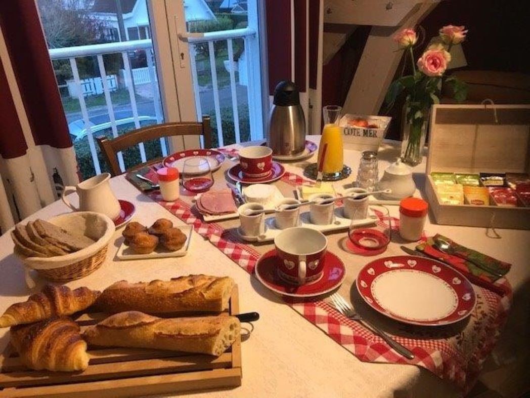 Petit-déjeuner Villa Cote Mer Stella-Plage
