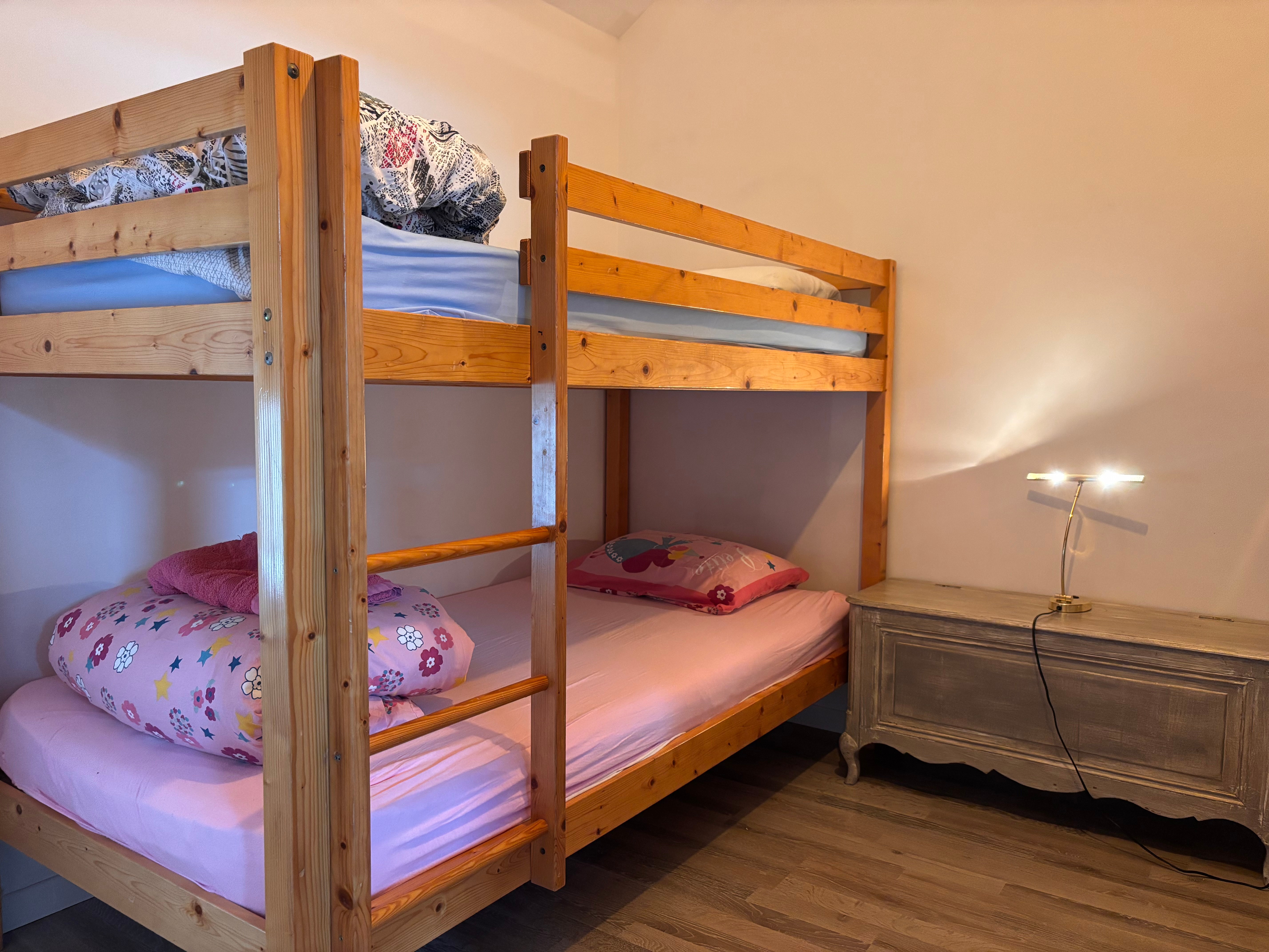 Bedroom 2 – Country house for family reunions