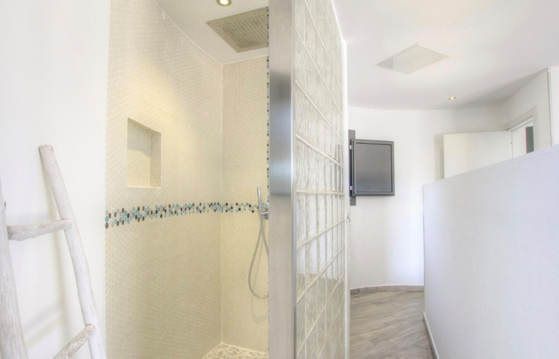 Chambre U Barracun Salle d'eau ouverte