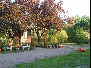 ENTREE LA CABRIOLE