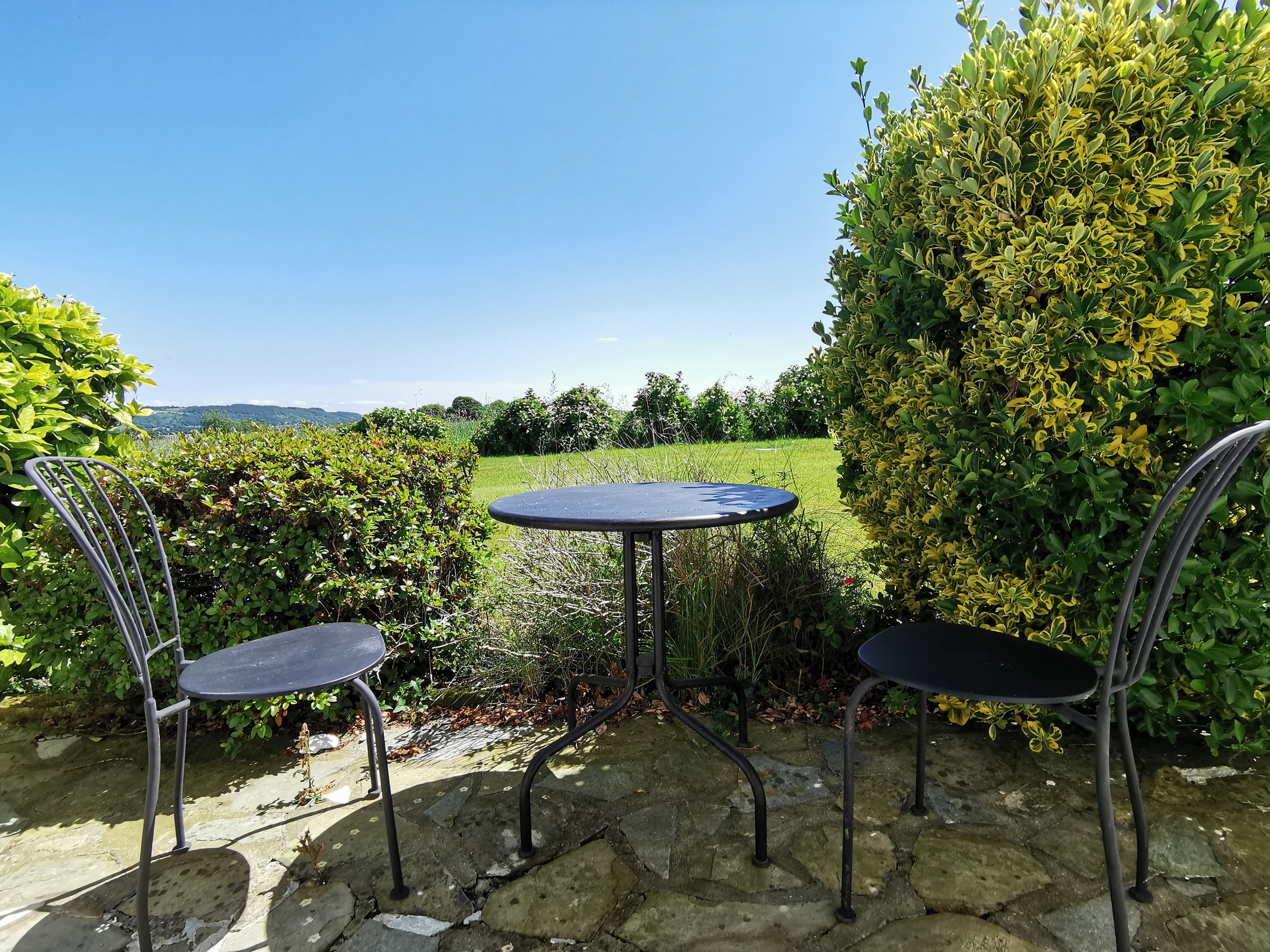 Terrasse privative à la chambre