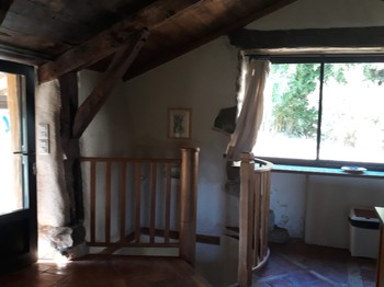 escalier accès vers la chambre du RDC