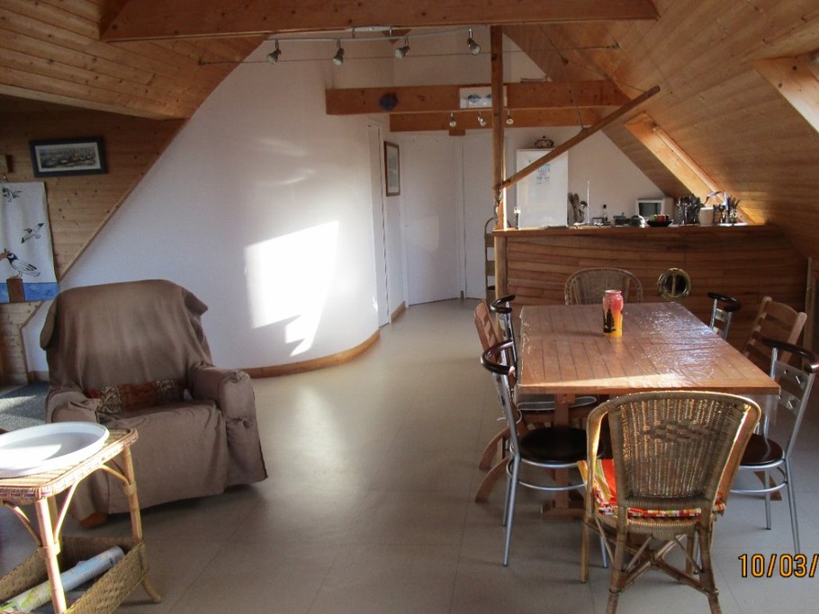 La table repas , acces direct a la cuisine