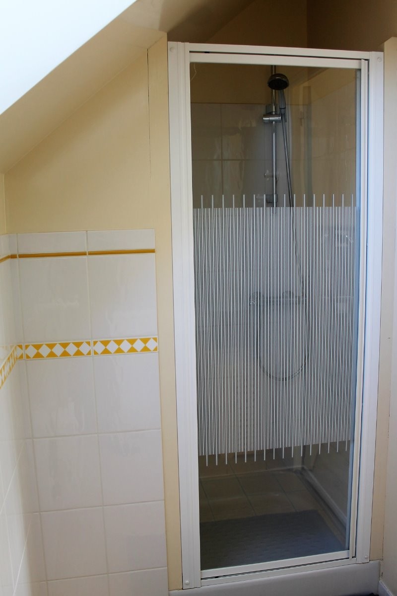Salle d'eau chambre 2S