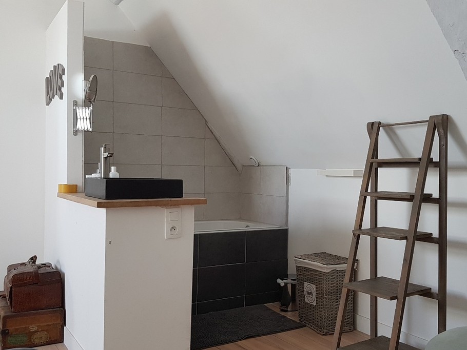 S.B CH. grise étage 2