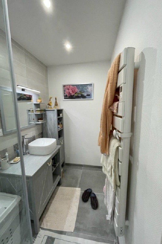 Salle d'eau douche à l'italienne