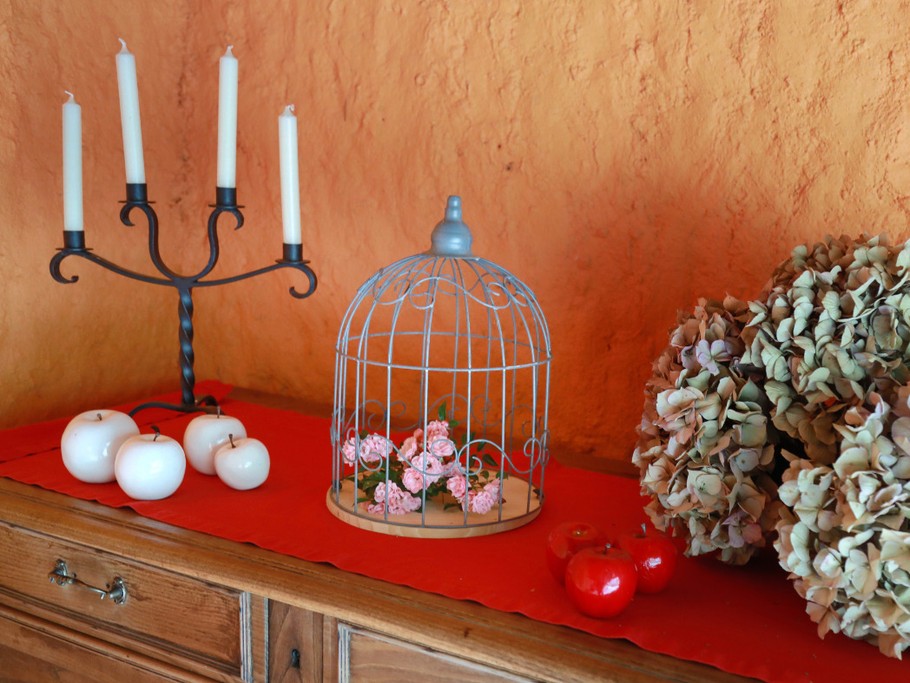 La décoration choisit avec raffinement vous permet  de vous sentir comme chez vous